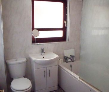 20 Abingdon Drive, Donegall Road, Belfast, BT12 5PX - Photo 4