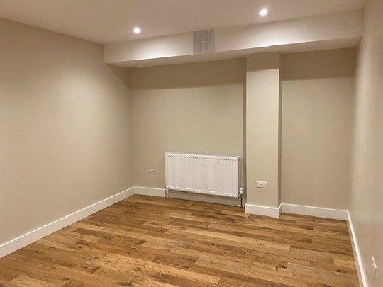 6 bedroom house to rent - Photo 1