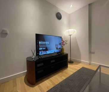 2 Bed Flat, Honister, RG1 - Photo 3