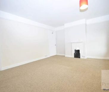 3 bedroom property to rent in Attleborough - Photo 1