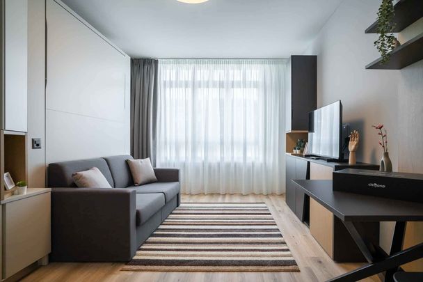 Apartment in Marie-Elisabeth-von-Humboldt-Straße, Berlin for 55 m² with 1 bedroom - Photo 1