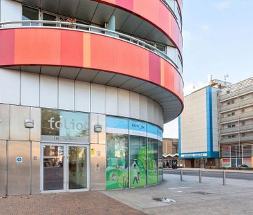 Studio to rent - Photo 3