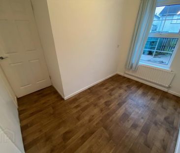 23 Edenvale Court, Lisburn, BT28 2RL - Photo 4