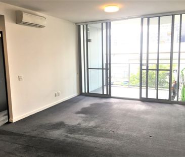 ONLY $665/w ! North Aspect Modern 1 Bed Apartment! In the Heart of ... - Photo 1