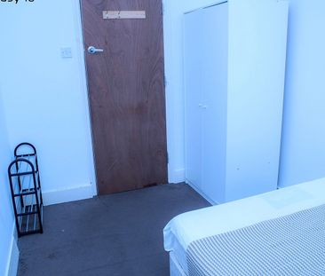 Room in a Shared Flat, Pretoria Road, N17 - Photo 1