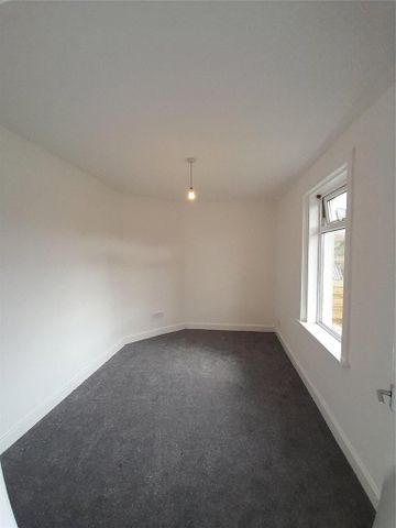 2 bedroom bungalow to rent - Photo 3
