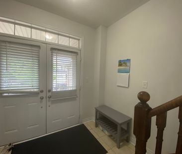 For Lease - 2019 Trawden Way Unit# 63, Oakville, Ontario - Photo 3