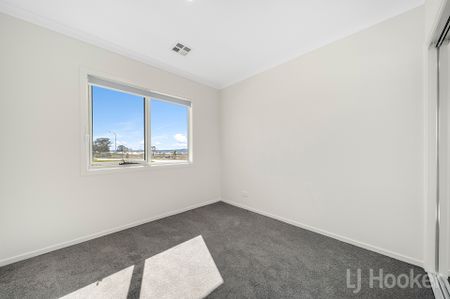 Dual Occupancy 4 Bedroom House - Photo 5