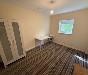 3 bedroom apartment to rent - Photo 6
