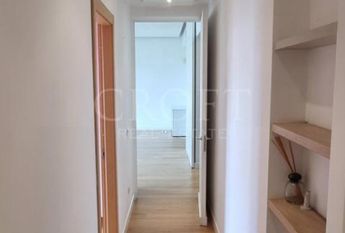 Parioli-Piazza delle Muse: Restored 3 bedroom, 3 Bath, spacious living, kitchen, balcony, near park, master bed & 2 single bedrooms. Ref 1045