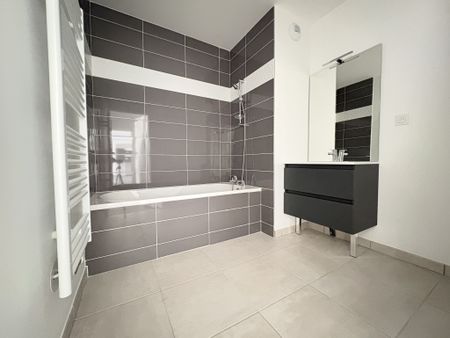 T3 résidence neuve quartier des salins - Photo 4