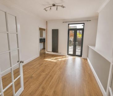 2 bedroom terraced house to rent - Photo 2