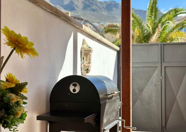 Chalet adosado · Alquiler a largo plazo ·