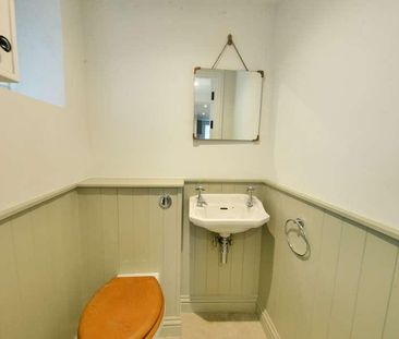 Broadwell, Lechlade, GL7 - Photo 6