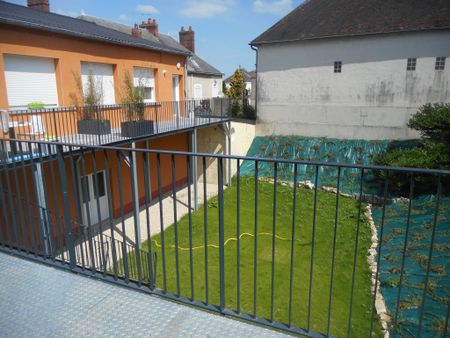 Appartement RILLY LA MONTAGNE - PLACE DE LA GARE - Photo 3