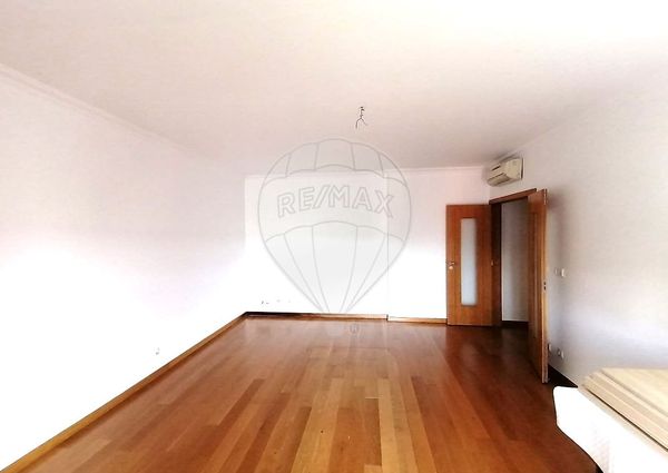 Apartamento T2 em Lisboa