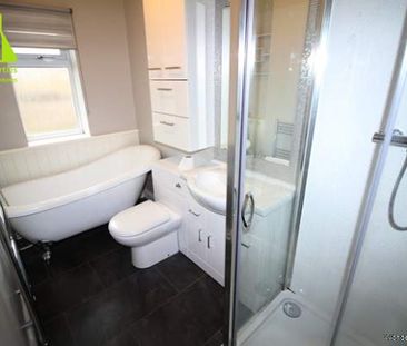 2 bedroom property to rent in Bolton - Photo 2