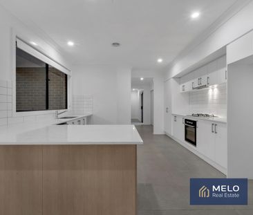 LOW MAINTENANCE LIVING! - Photo 6