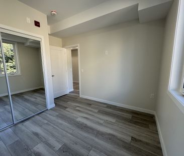 For Lease - 1184 Queen Street Unit# 2, Toronto, Ontario - Photo 5