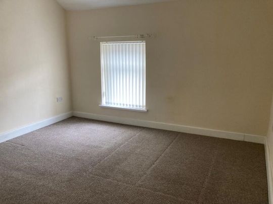 Somerset Place, Neath, SA12 - Photo 1