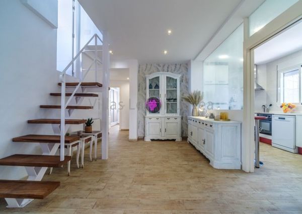 4 room luxury Villa for rent in Javea, Spain