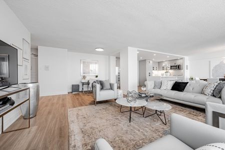 For Lease - 7 Jackes Avenue Unit# PH2903, Toronto, Ontario - Photo 3