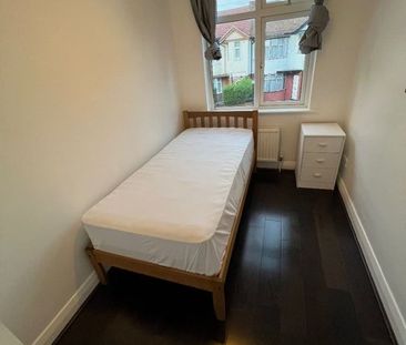 Room in a Shared House, St. Ann's Road, N15 - Photo 6
