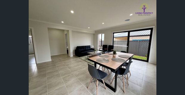 Rent a Room with all utilities included - Photo 1