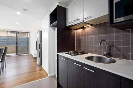 Fully furnished delight! - Photo 3