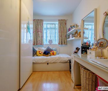 2 bed Flat in Wheathill House Croydon Road, London, SE20 7UJ - Photo 4