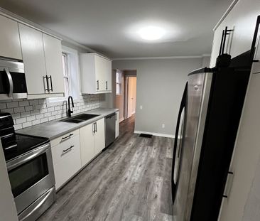 For Lease - 461 Ontario Street Unit# Main, London East, Ontario - Photo 1