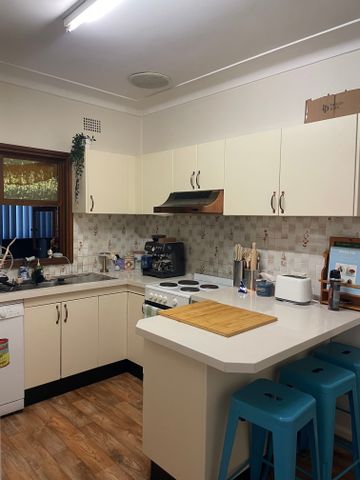 West Wollongong - Photo 5