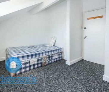 1 bed Shared Flat for Rent - Photo 4