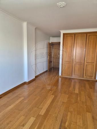 Apartamento T4 - Photo 4