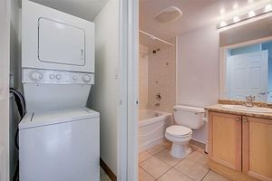 For Lease - 335 Rathburn Road Unit# 1701, Mississauga, Ontario - Photo 5