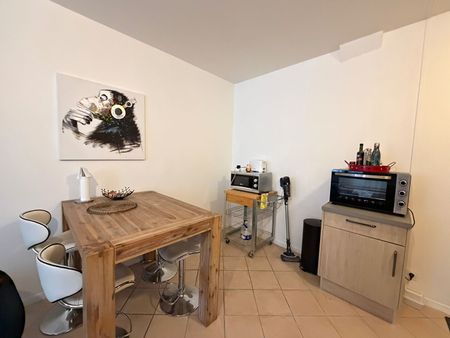 Location Appartement 2 pièces 37m² - Photo 3
