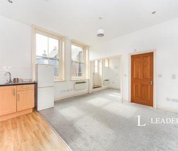 Studio to rent - Photo 5