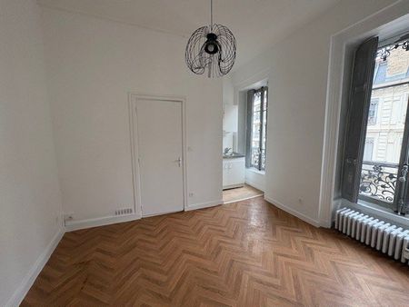 APPARTEMENT T2 A LOUER - Photo 2