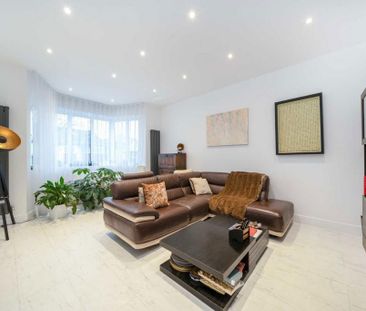 5 bedroom detached house to rent - Photo 1