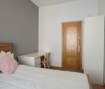 Calle de Fuencarral, Madrid, Community of Madrid 28004 - Foto 6