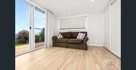 Family friendly home with views to die for! - Photo 3