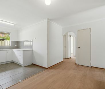 Freshly Renovated 2x1 in the Heart of Sought-After Yokine - Photo 5