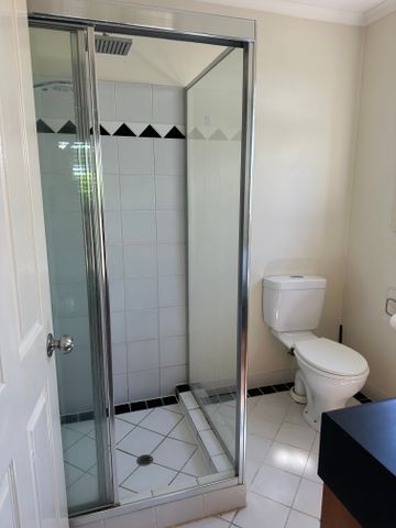 Holland Park West - Photo 3