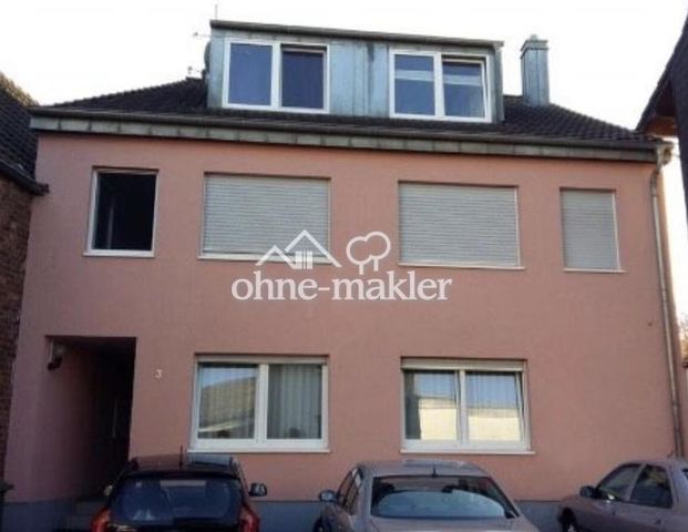 Schöne gemütliche ruhige 2 Zimmer Dachgeschoss Wohnung - Foto 1