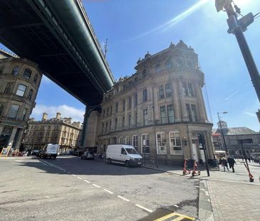 3 bedroom flat to rent - Photo 2