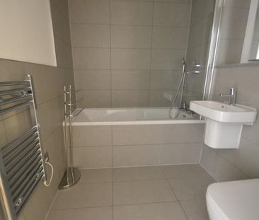 8 Bath Road, 8 Bath Road, Slough,SL1 - Photo 5