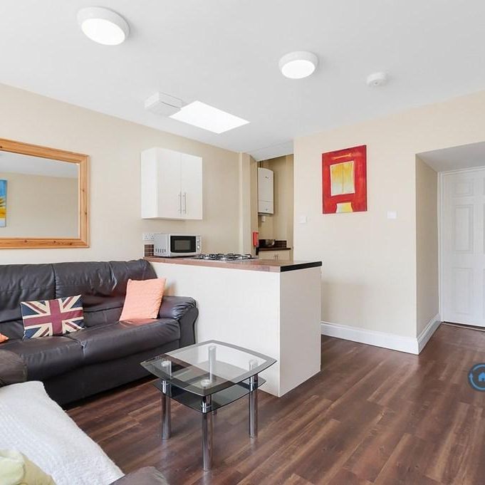 5 bedroom terraced house to rent - Photo 1
