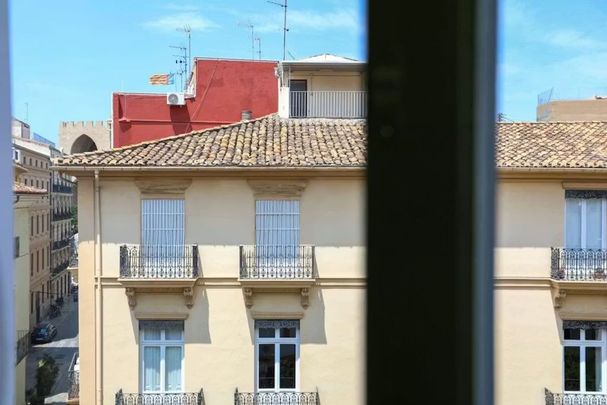 Plaça de Cisneros, Valencia, Valencian Community 46003 - Photo 1