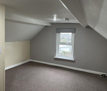 3 bedroom end of terrace house to rent - Photo 5