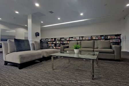 For Lease - 2900 Highway 7 Road Unit# 3106, Vaughan, Ontario - Photo 5